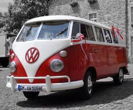 vermieteter VW Bulli Oldtimer dekoriert für den Kunden